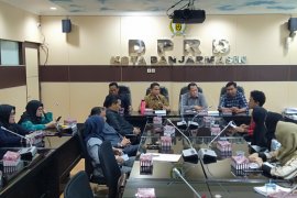 DPRD siap diawasi Mahasiswa Banjarmasin