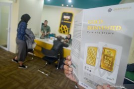 Wah-wah, Harga emas naik ke tertinggi dalam 7-tahun, virus pengaruhi pertumbuhan global