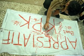 "Somasi" apresiasi langkah KPK ungkap kasus korupsi di Sidoarjo (Video)