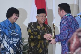 Adaro wins Proper Emas