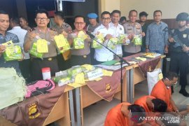 Polda Jambi tangkap kurir 15 kg sabu jaringan lapas