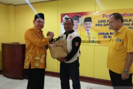 Golkar Kalsel bantu korban kebakaran Pulau Sebuku