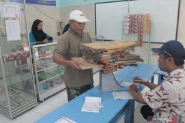 DPR dorong pemerintah optimalkan pemanfaatan bank sampah