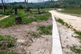 Penutupan jalan oleh WNA Prancis masih terjadi  di Sumba Barat