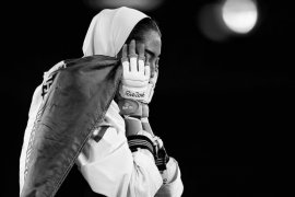 Atlet putri Iran peraih medali Olimpiade akui membelot