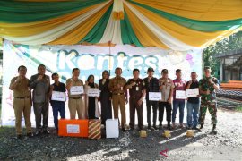 Bupati : Kontes durian semangat untuk melestarikan buah lokal