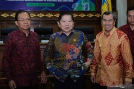 Koster dan Bappenas tandatangani nota kesepahaman "Pembangunan Rendah Karbon" (video)