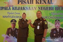 Kejari Buleleng awasi penggunaan dana desa ke warga terdampak COVID-19