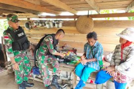 Yonif 713/ST gelar pelayanan kesehatan keliling di Kampung Skouw Mabo Jayapura