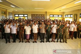 Bupati Gianyar minta pemilihan perbekel serentak berjalan aman