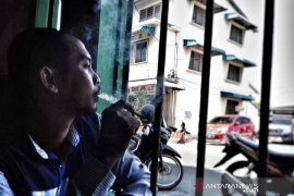 Beras dan rokok  penyumbang terbesar garis kemiskinan di Kepri