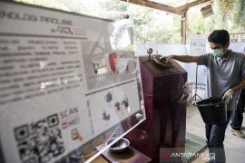 Daur ulang popok bekas pakai