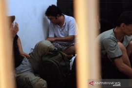 Kantor Imigrasi Karawang mendeportasi 11 WNA selama 2019