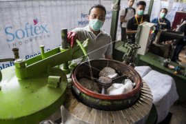 Daur ulang popok bekas