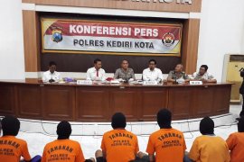 Polisi amankan praktik prostitusi ilegal "berkedok" panti pijat