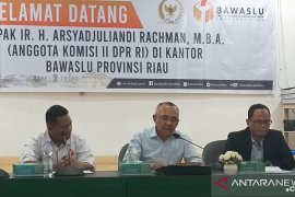 Anggota Komisi II DPR RI pantau kesiapan Bawaslu Riau sambut Pilkada 2020