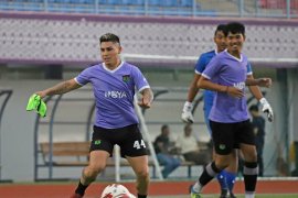 Gelandang asal Argentina bertekad bawa Persita di papan tengah