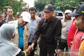 Mendengar banjir bandang di Malalo, Bupati Tanah Datar langsung ke lokasi (Video)