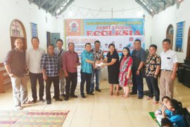 Syukuran tahun baru, REI Sumut sumbang panti asuhan