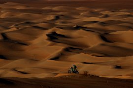 Pebalap Dakar dari Belanda Edwin Straver kritis