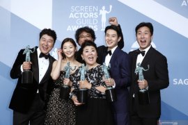 Pemeran film "Parasite" diundang gabung akademi Oscar