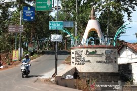 Pengunjung Kebun Buah Mangunan Bantul turun 20 persen