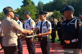 Polres Bangka Selatan beri penghargaan satpam berprestasi