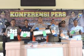 Polres Situbondo sita 44.000 butir pil trex siap edar (Video)