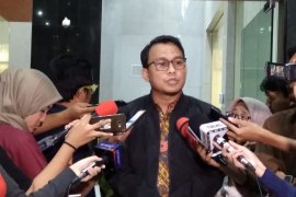 KPK panggil dua pejabat KPU jadi saksi