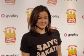 Nirina Zubir harus tahan diri berbahasa Minang di "Saiyo Sakato"