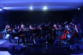 Awal 2020, Prodi Sendratasik Unja luluskan tiga mahasiswa