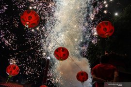 Sembahyang malam Imlek