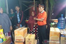 Sekda Tamzil peduli terhadap korban kebakaran di Awang Besar dan Batang Bahalang