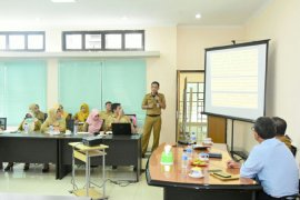 Terkait Corona, Dinkes Bengkalis pantau 10 pekerja asal China