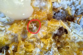 Polisi fasilitasi  denda adat penjualan makanan tak layak konsumsi