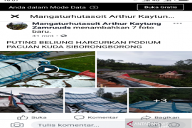 Puting beliung hancurkan podium Lapangan Pacuan Kuda Siborongborong