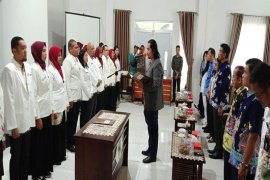 Pengurus IAI Barito Utara diminta bermanfaat bagi masyarakat