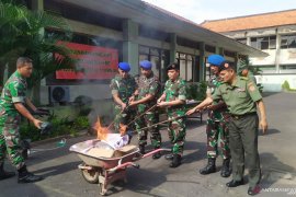 Odmil III-13 Denpasar musnahkan senjata/pistol rakitan dan peluru