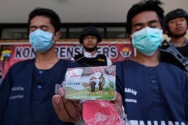 Kasus judi menggunakan deposit kartu tani