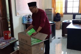 Pemkot Mataram kirim bantuan masker ke China