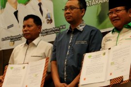 Bank NTB Syariah bantu permodalan ribuan petani bawang