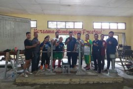 Gubernur  diminta bangun sarana latihan yang layak