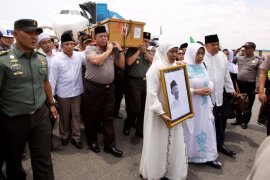 Gus Sholah wafat, Kapolda Jatim perintahkan seluruh jajaran shalat gaib
