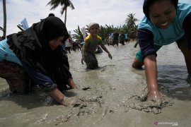 LOMBA BALAP HAND TRAKTOR DAN TANGKAP IKAN Page 2 Small