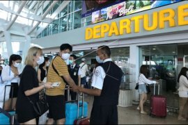 Penutupan sementara penerbangan China