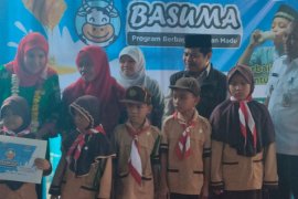 Baznas tingkatkan taraf ekonomi peternak sapi perah di Jakarta