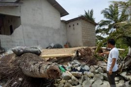 Belasan rumah di Bangka Tengah terancam abrasi