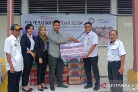 Serikat pekerja BP Jamsostek turut bantu korban banjir di Kabupaten Soppeng