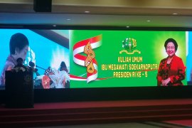 Pesan Megawati kepada taruna Akmil