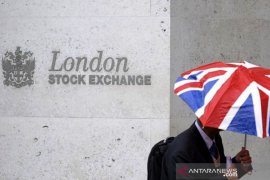Saham Inggris hentikan kerugian, indeks FTSE 100 terkerek 0,07 persen